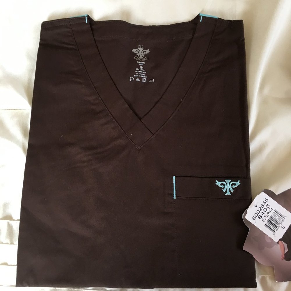 Med Couture Scrub Top - Sz S -NEW   (N-4)